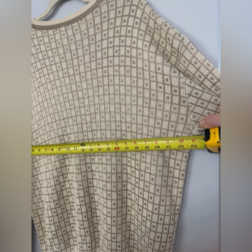 London Fog Tempo Europa Men’s XL Beige Tan and Metallic Gold Vintage Sweater - Picture 7 of 7